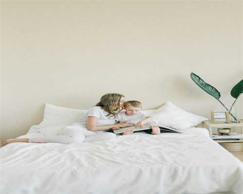 试管代怀过程与时长解析：移植2个冻胚8天未测出的原因及验孕建议